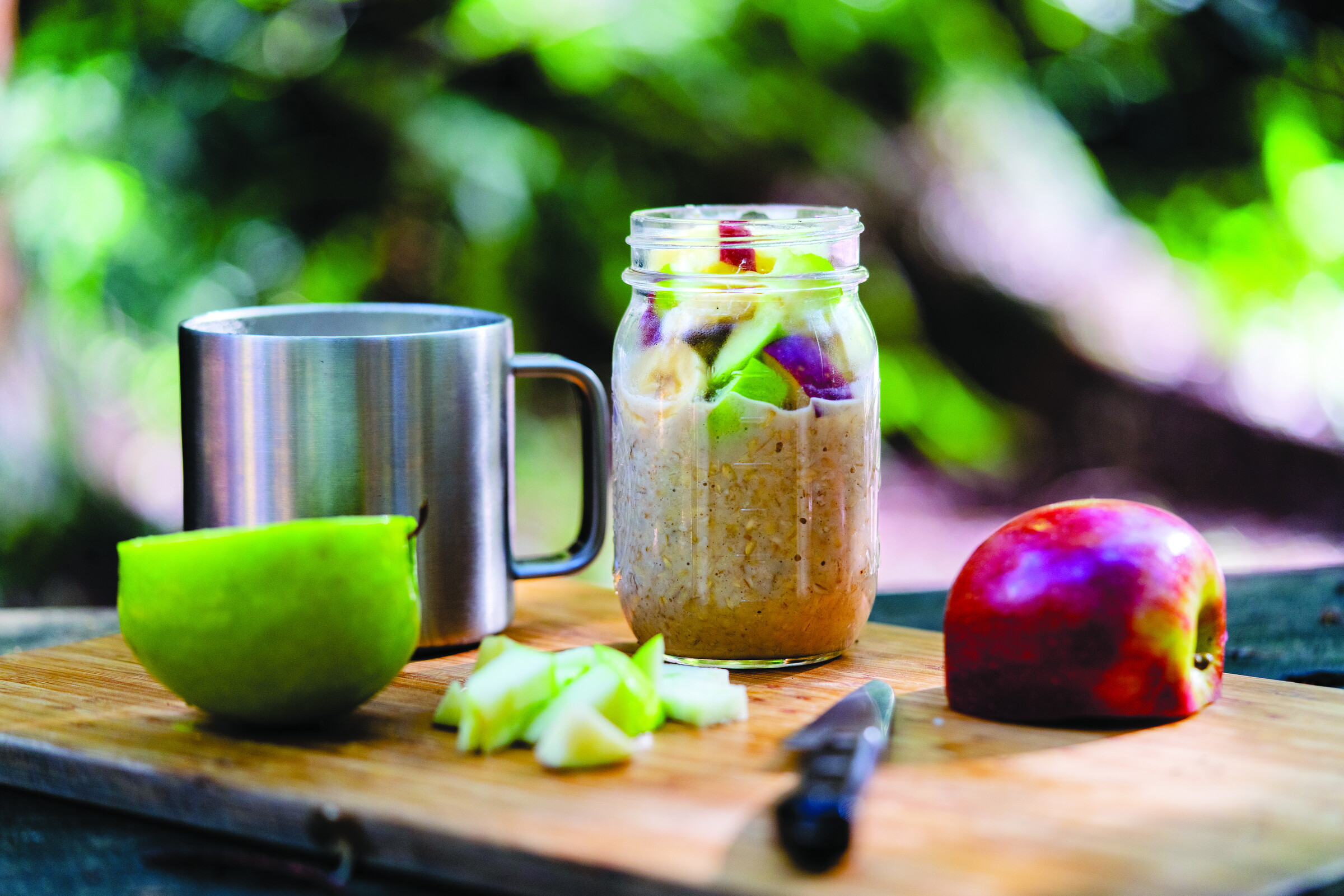 Shaken Oats with Apples and Bananas