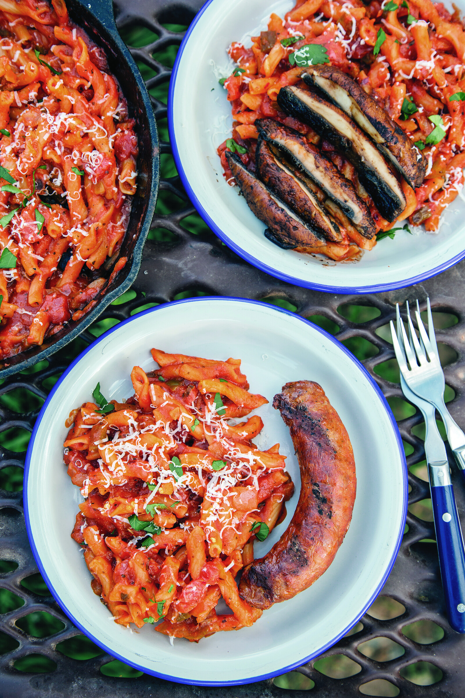 One-Pot Pasta with Grilled Sausage and Mushrooms